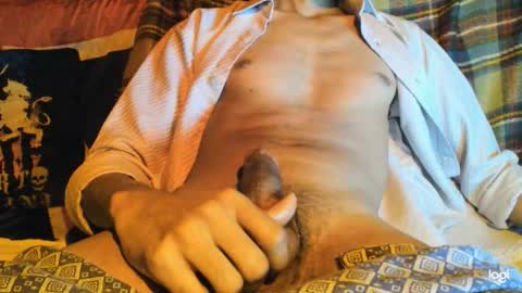 Snapshot of 1mehdiman chatting on 10/03/25, 10:40 MED online show from 10/03/25, 10:40