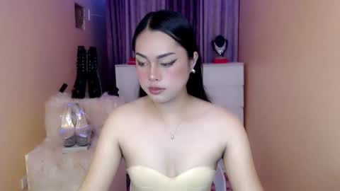 1miracle_tranny online show from 02/22/26, 01:51