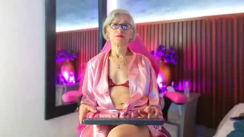 Miss Monserrate online show from 03/03/26, 01:17