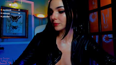 Moona  online show from 02/08/25, 07:59