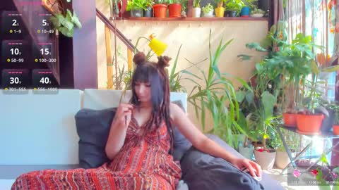 Moona  online show from 09/10/25, 11:43