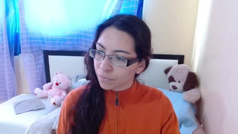 paola online show from 12/20/24, 09:28