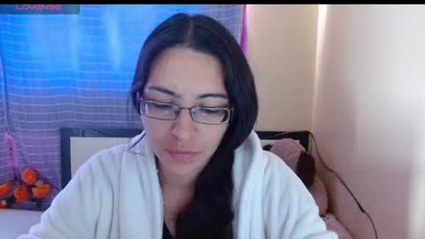 paola online show from 12/05/25, 08:05