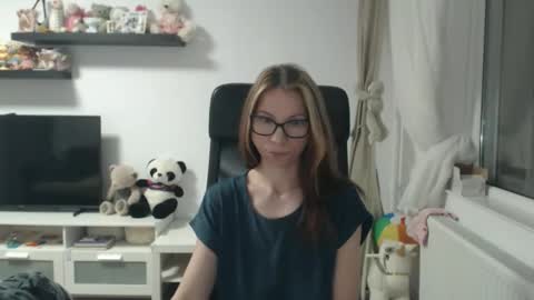 Vanessa   online show from 02/11/26, 06:24