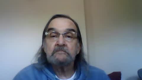 Snapshot of 1valentine chatting on 12/18/24, 04:39 1valentine online show from 12/18/24, 04:39