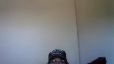 Snapshot of 1valentine chatting on 02/15/25, 06:55 1valentine online show from 02/15/25, 06:55