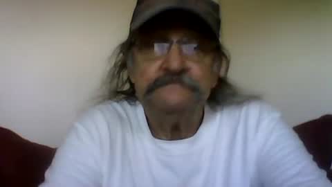 Snapshot of 1valentine chatting on 09/16/25, 07:15 1valentine online show from 09/16/25, 07:15