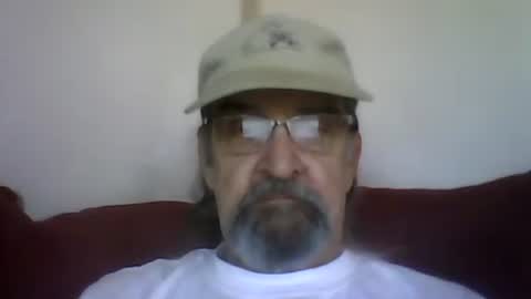 1valentine online show from 05/31/26, 02:02