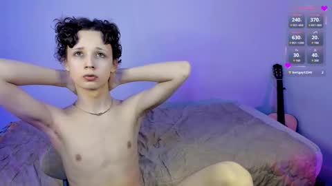 Milos online show from 02/10/25, 06:24