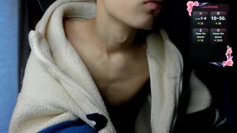 Milos online show from 09/28/25, 10:09