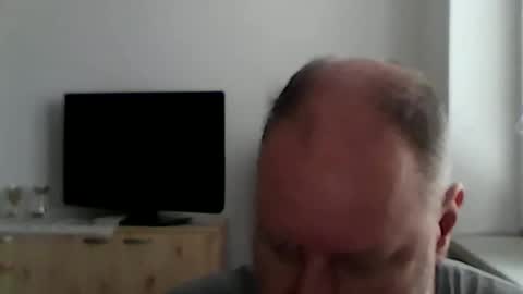 Snapshot of 1vaso chatting on 10/12/25, 08:02 1vaso online show from 10/12/25, 08:02