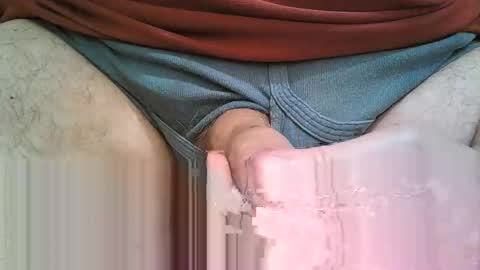 2001uwuk online show from 10/31/25, 06:09