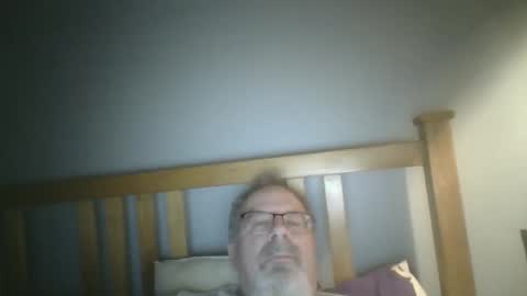 Snapshot of 2003dynawideglide chatting on 01/19/25, 12:38 2003dynawideglide online show from 01/19/25, 12:38