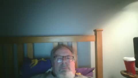 Snapshot of 2003dynawideglide chatting on 02/21/25, 04:18 2003dynawideglide online show from 02/21/25, 04:18