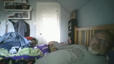 Snapshot of 2003dynawideglide chatting on 11/01/25, 07:27 2003dynawideglide online show from 11/01/25, 07:27