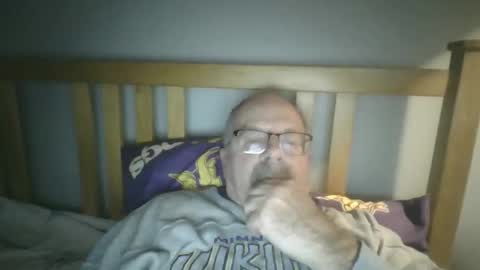 Snapshot of 2003dynawideglide chatting on 11/08/25, 11:25 2003dynawideglide online show from 11/08/25, 11:25