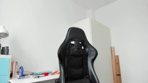 Henk online show from 02/04/26, 03:29