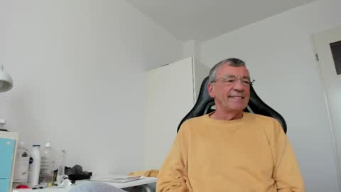 Henk online show from 04/05/26, 02:47