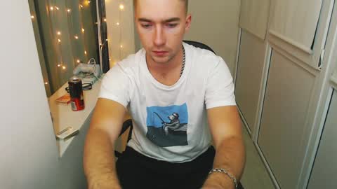 Alex online show from 02/02/25, 03:28