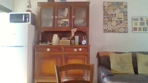 22esserre online show from 12/11/24, 12:12