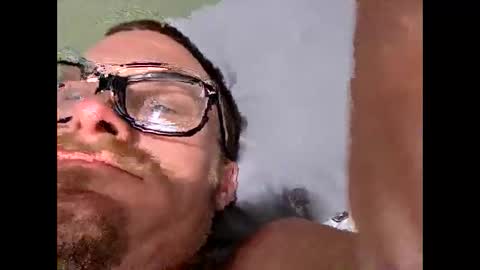 Snapshot of 2dj420 chatting on 05/20/26, 07:58 2dj420 online show from 05/20/26, 07:58