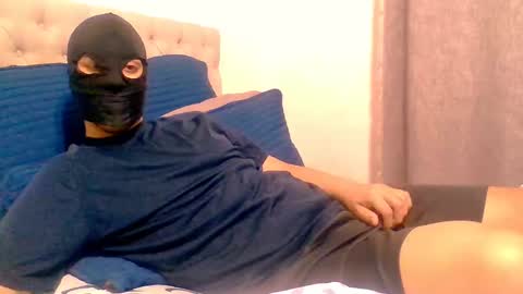 2figram2 online show from 01/11/25, 08:11