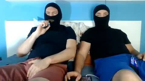 2frenchfriends online show from 06/06/26, 09:19