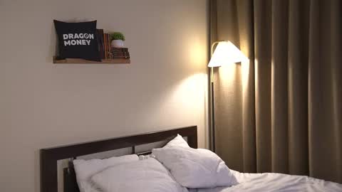 Elley  online show from 09/22/25, 03:47