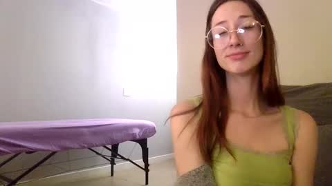 2girls1link online show from 12/31/24, 11:17