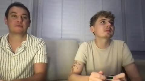 Roommates online show from 07/12/26, 06:37