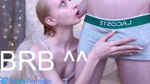 Eleot online show from 12/28/24, 07:33