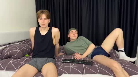 Eleot online show from 09/15/25, 02:50