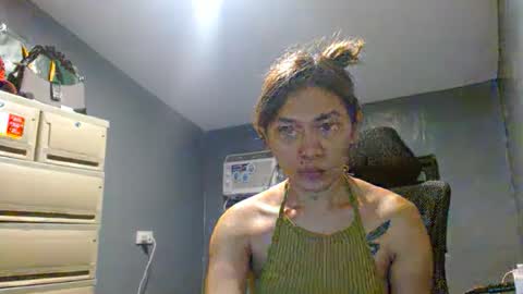 2redhorsetsdoll online show from 01/16/26, 09:24