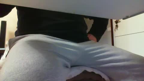 Snapshot of 3funlover chatting on 12/26/24, 03:31 3funlover online show from 12/26/24, 03:31