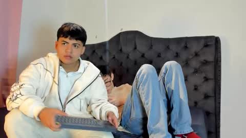 Snapshot of 3guy3 chatting on 11/29/25, 08:56 Guy 1 Guy 2 Guy 3. online show from 11/29/25, 08:56