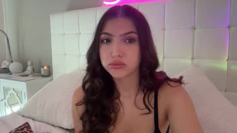 Venus Raee online show from 11/11/25, 05:13