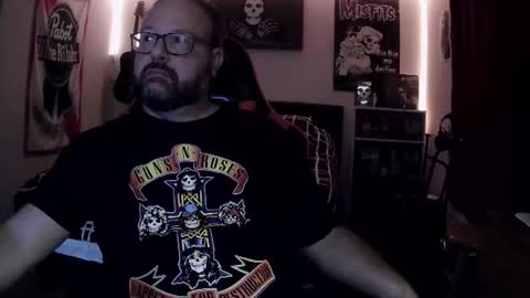 Snapshot of 3ndlessmike chatting on 07/20/26, 12:18 3ndlessmike online show from 07/20/26, 12:18