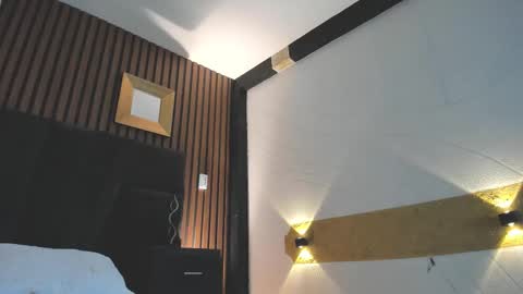 3X NAXAA online show from 11/04/25, 12:37