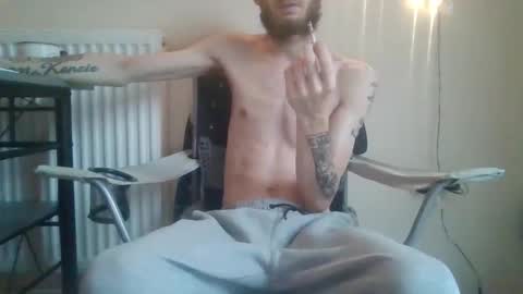 420feetloverr420 online show from 12/04/25, 11:08