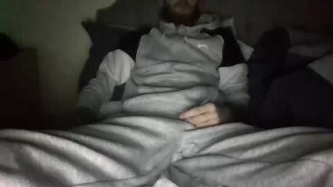 420feetloverr420 online show from 12/23/25, 10:02