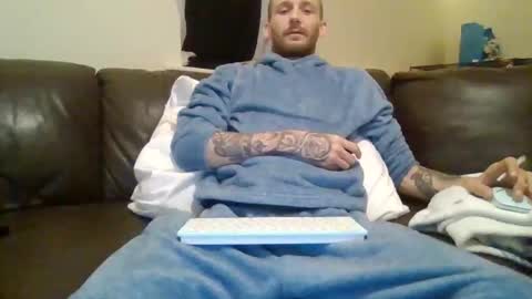 420feetloverr420 online show from 04/09/26, 02:44