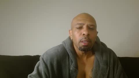 Snapshot of 420flyguy chatting on 12/12/24, 01:39 420flyguy online show from 12/12/24, 01:39