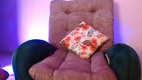 Violeta online show from 03/08/25, 04:12