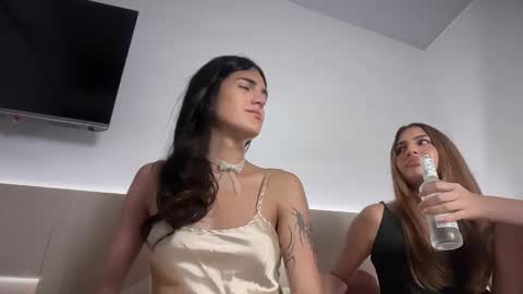 Gabriela  online show from 09/28/25, 11:32