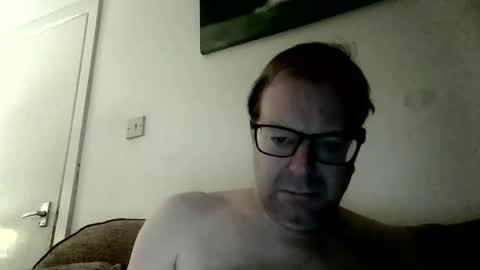 Snapshot of 4rtt43 chatting on 02/24/26, 07:56 robert online show from 02/24/26, 07:56