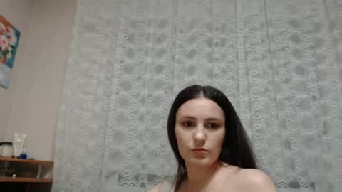 Yana online show from 05/26/26, 12:39