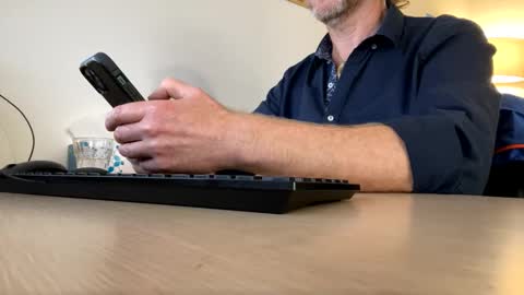 555tony555 online show from 04/10/26, 02:28