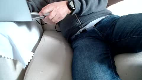 F E L I X -  -  F O ll O W      M E  online show from 12/27/24, 02:43