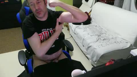 Larese Carlo online show from 02/24/26, 07:34