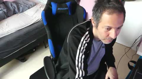 Larese Carlo online show from 03/06/26, 08:44